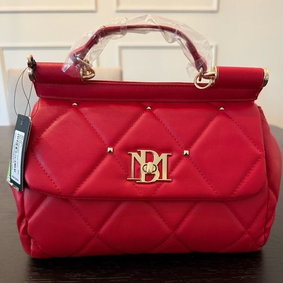 Badgley Mischka Handbags - Badgley Mischka Shoulder Bag